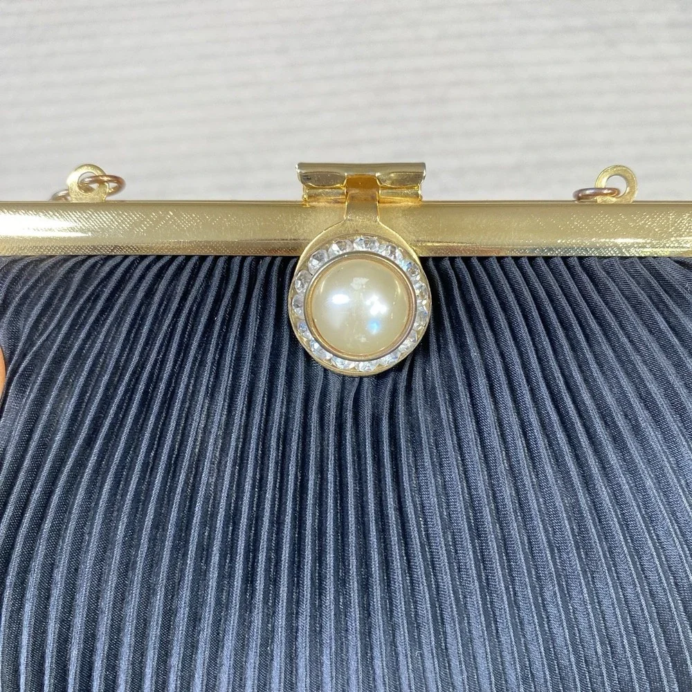Womens Black Shoulder Chain Strap Pleated Mini Clutch Purse Party Wedding Guest